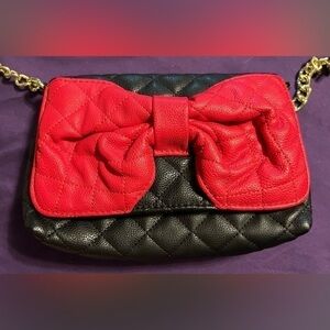 Betsey Johnson quilted shoulder bag w/ flower detail